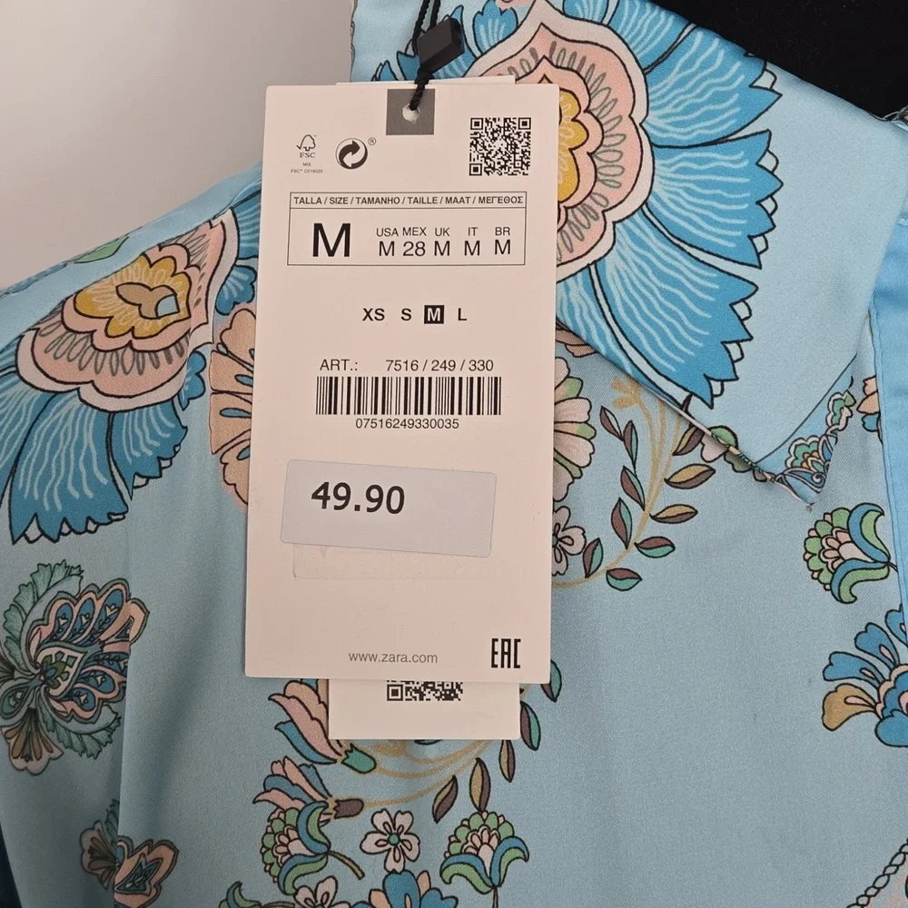 Zara Light Blue Floral Medallion Button-Up Shirt NWT Medium - Picture 4 of 5